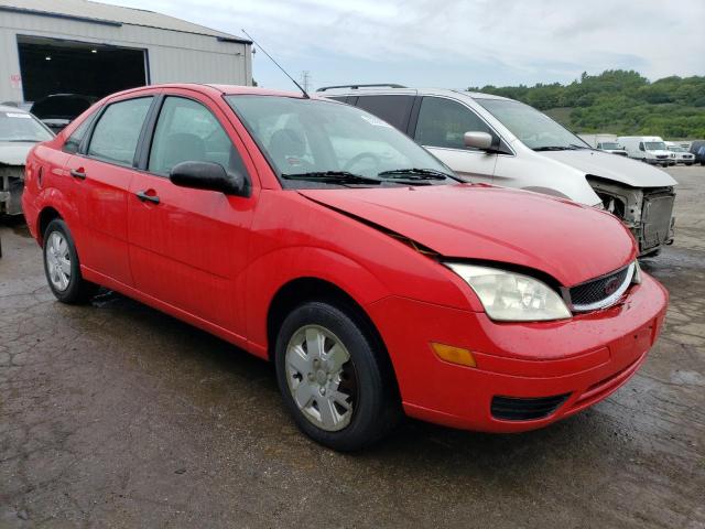 1FAFP34N87W155292 - 2007 FORD FOCUS ZX4 RED photo 4