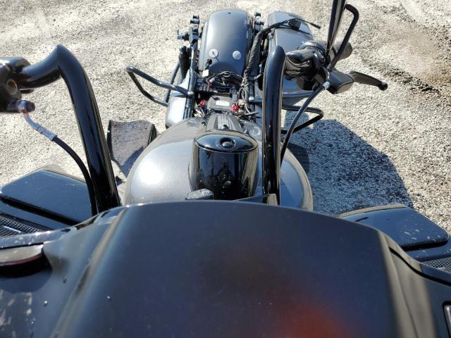 1HD1KZF1XMB644634 - 2021 HARLEY-DAVIDSON FLTRK GRAY photo 5