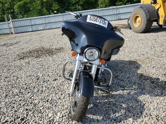 1HD1KB419BB661111 - 2011 HARLEY-DAVIDSON FLHX BLACK photo 2