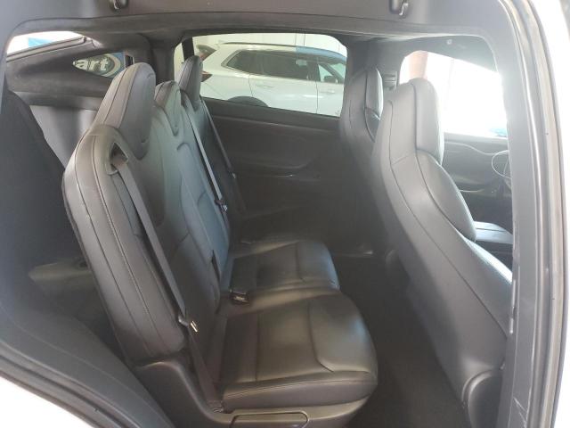 5YJXCAE20JF100088 - 2018 TESLA MODEL X WHITE photo 10