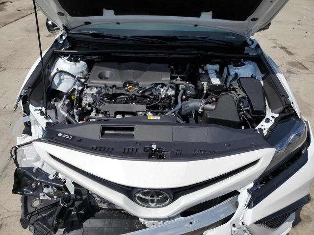 4T1G11AK6PU821328 - 2023 TOYOTA CAMRY SE NIGHT SHADE WHITE photo 11