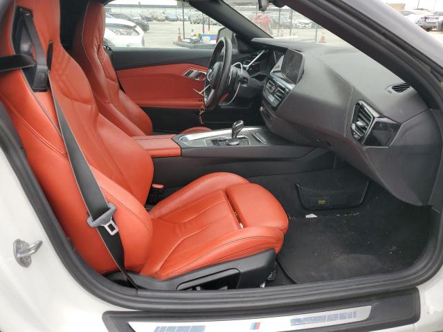 WBAHF3C54KWW27890 - 2019 BMW Z4 SDRIVE30I WHITE photo 10