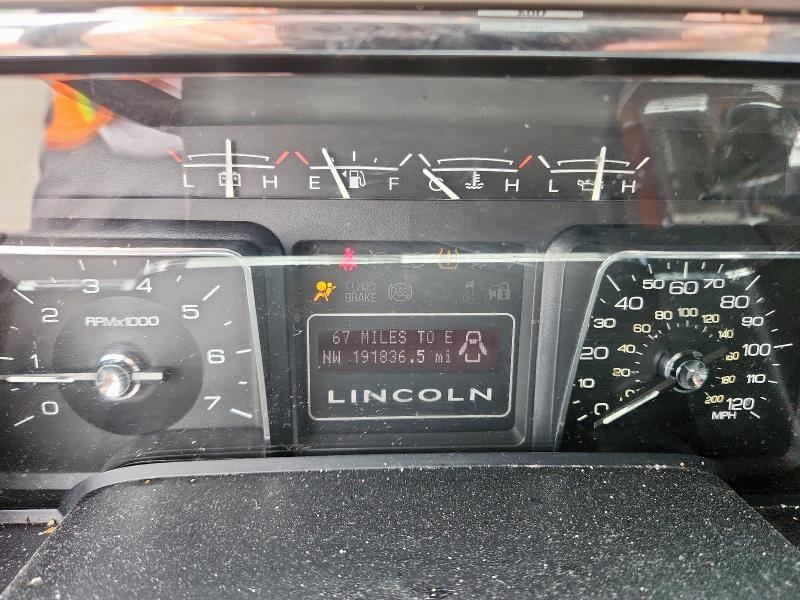 5LMJJ3H51DEL08198 - 2013 LINCOLN NAVIGATOR L 银色 照片 9