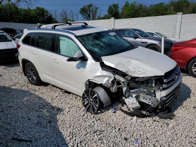 5TDJZRFH8HS514893 - 2017 TOYOTA HIGHLANDER SE WHITE photo 4