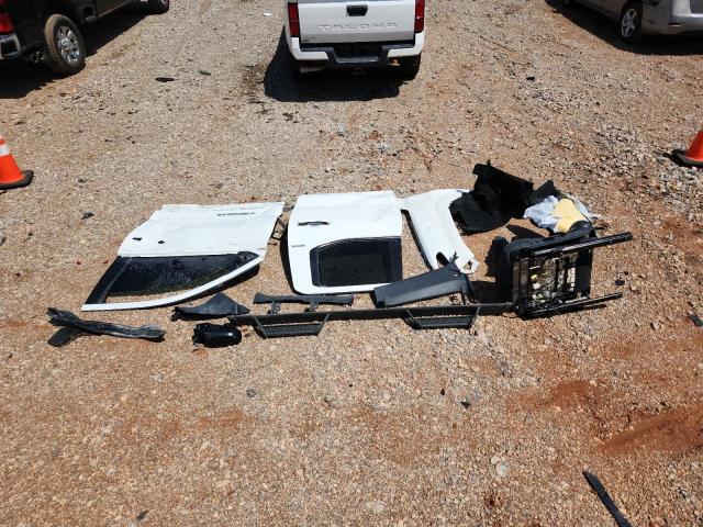 3TYLB5JN6RT040080 - 2024 TOYOTA TACOMA DOUBLE CAB WHITE photo 12