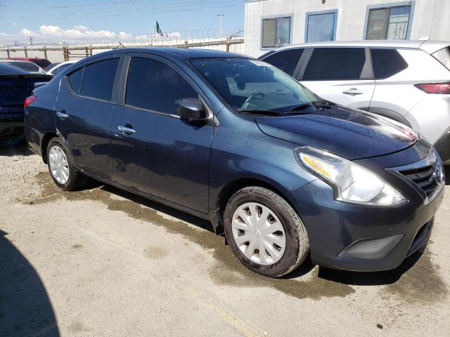 3N1CN7AP5FL933975 - 2015 NISSAN VERSA S CHARCOAL photo 4