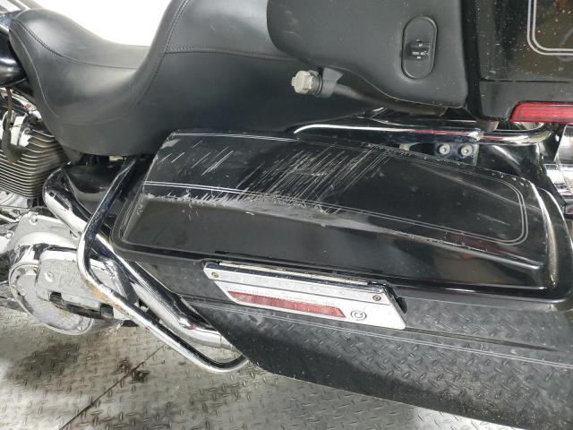 1HD1FC4188Y635700 - 2008 HARLEY-DAVIDSON FLHTCUI 黑色 照片 11