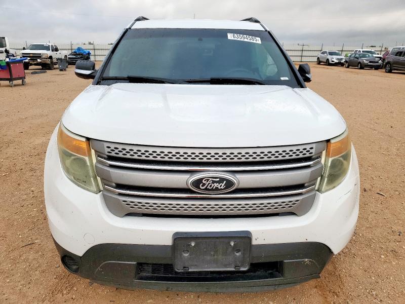1FM5K7B86DGB16551 - 2013 FORD EXPLORER WHITE photo 5