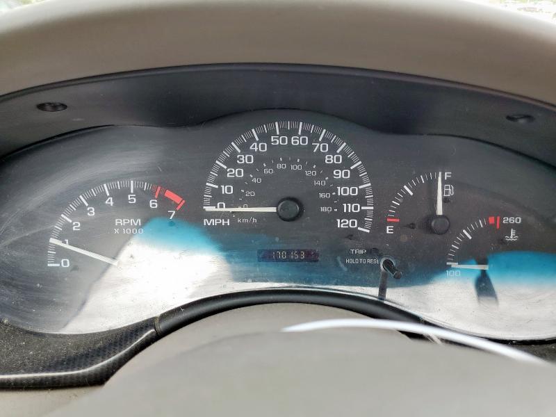 1G1ND52F44M545621 - 2004 CHEVROLET CLASSIC თეთრი ფოტო 9