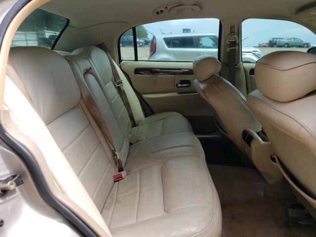 1LNHM81WX1Y676639 - 2001 LINCOLN TOWN CAR EXECUTIVE SILVER photo 10
