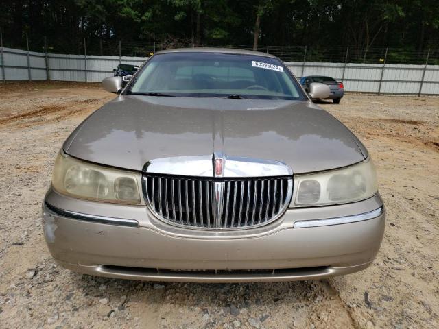 1LNHM81WX1Y676639 - 2001 LINCOLN TOWN CAR EXECUTIVE SILVER photo 5