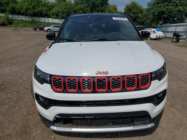 3C4NJDCN6RT148168 - 2024 JEEP COMPASS LIMITED WHITE photo 5