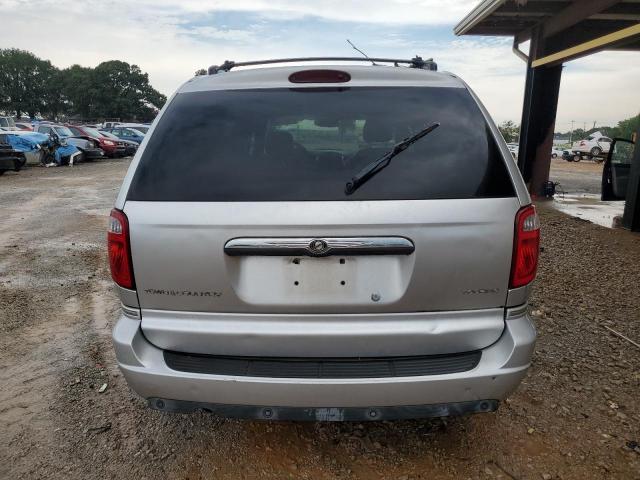 2C4GP54L15R119684 - 2005 CHRYSLER TOWN & COU TOURING 银色 照片 6