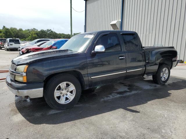 2004 CHEVROLET SILVERADO C1500, 