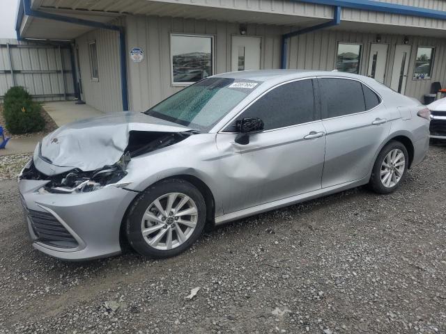 4T1C11AKXPU117163 - 2023 TOYOTA CAMRY LE SILVER photo 1