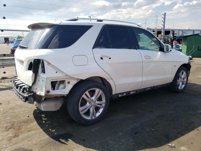 4JGDA5HB1CA025243 - 2012 MERCEDES-BENZ ML 350 4MATIC WHITE photo 3