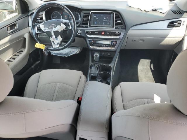 5NPE34AF7KH746569 - 2019 HYUNDAI SONATA LIMITED Argent photo 8