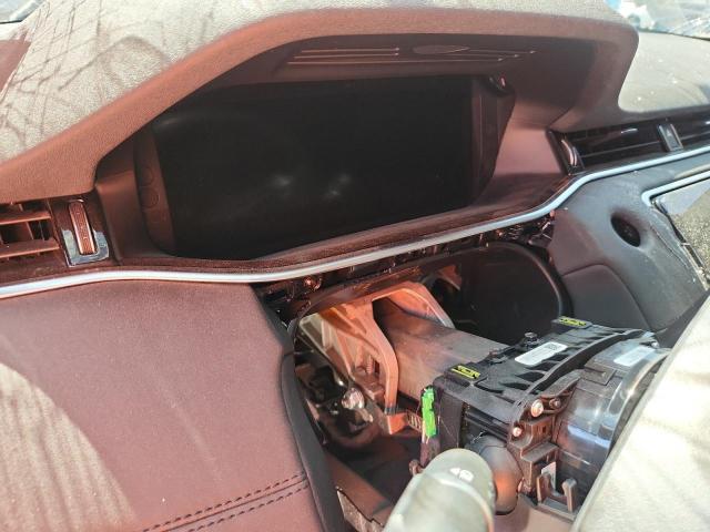 SALZP2FX0LH076982 - 2020 LAND ROVER RANGE ROVE SE WHITE photo 9