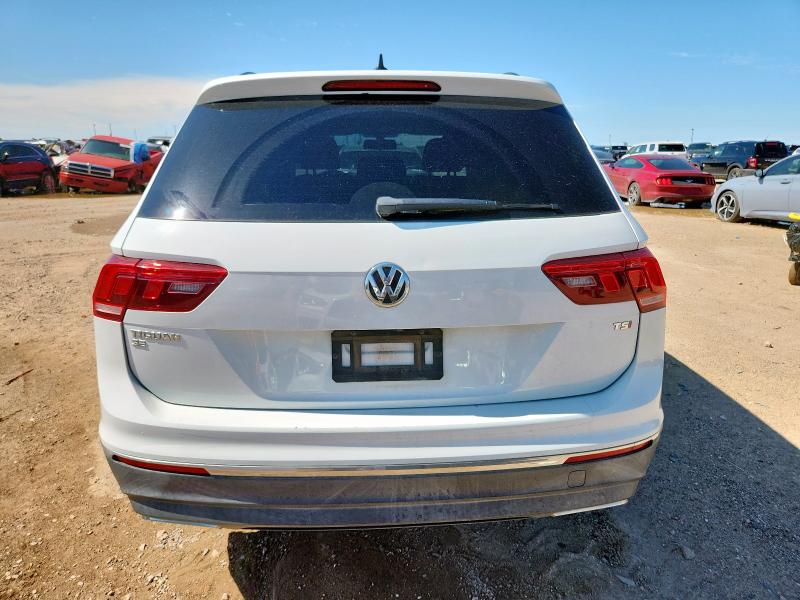 3VV3B7AX5JM186484 - 2018 VOLKSWAGEN TIGUAN SE Weiß Foto 6