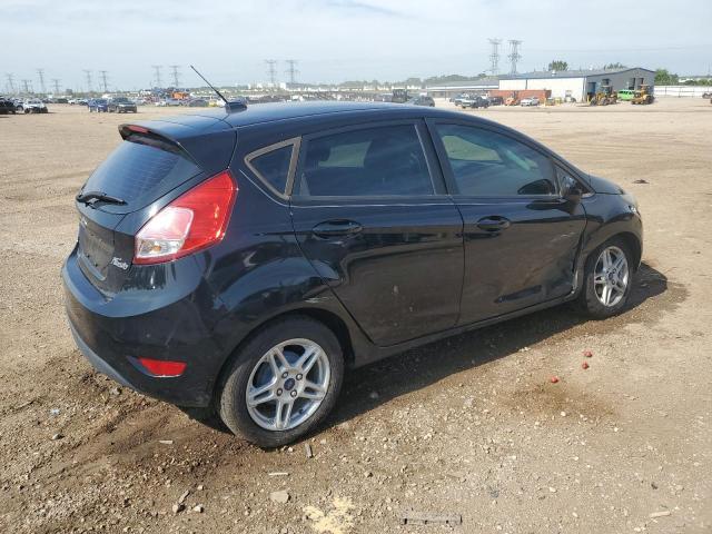 3FADP4EJXJM121449 - 2018 FORD FIESTA SE 黑色 照片 3
