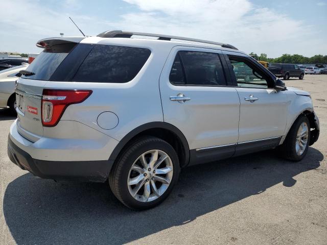 1FM5K8D88FGB90527 - 2015 FORD EXPLORER XLT 银色 照片 3