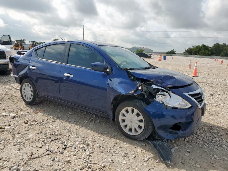 3N1CN7AP6KL836231 - 2019 NISSAN VERSA S Көк фото 4