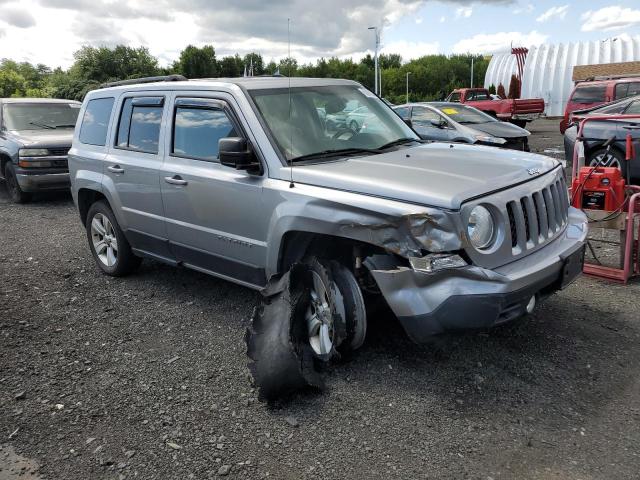 1C4NJRFB8ED908311 - 2014 JEEP PATRIOT LATITUDE SILVER photo 4