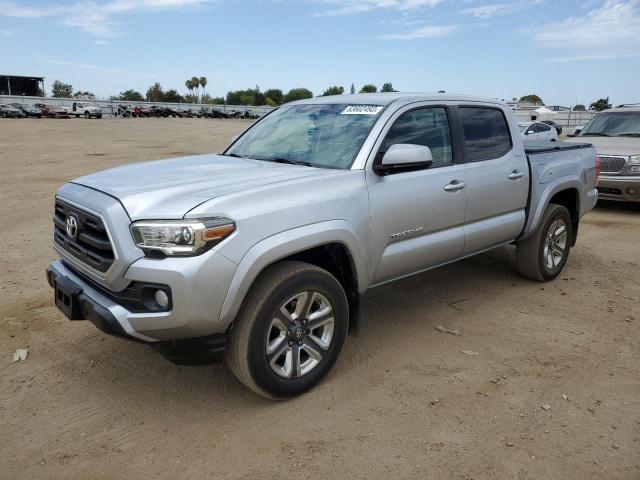 3TMAZ5CNXHM038889 - 2017 TOYOTA TACOMA DOUBLE CAB 银色 照片 1