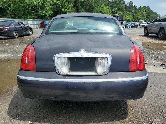 1LNHM81W2YY918401 - 2000 LINCOLN TOWN CAR EXECUTIVE Blau Foto 6