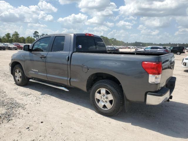 5TFRM5F12DX065955 - 2013 TOYOTA TUNDRA DOUBLE CAB SR5 GRAY photo 2