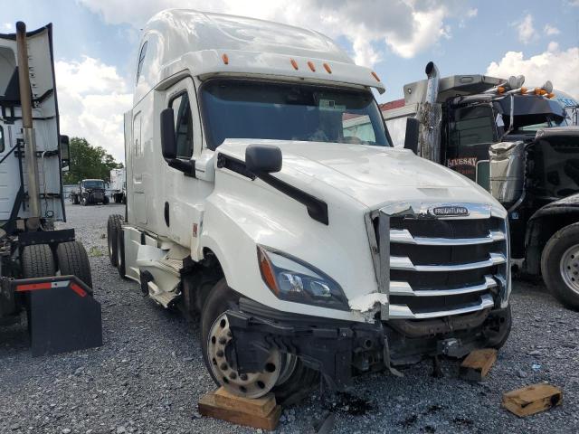 2020 FREIGHTLINER CASCADIA 1, null