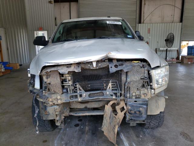 3C6UR5DJ7JG107946 - 2018 RAM 2500 SLT ვერცხლისფერი ფოტო 5