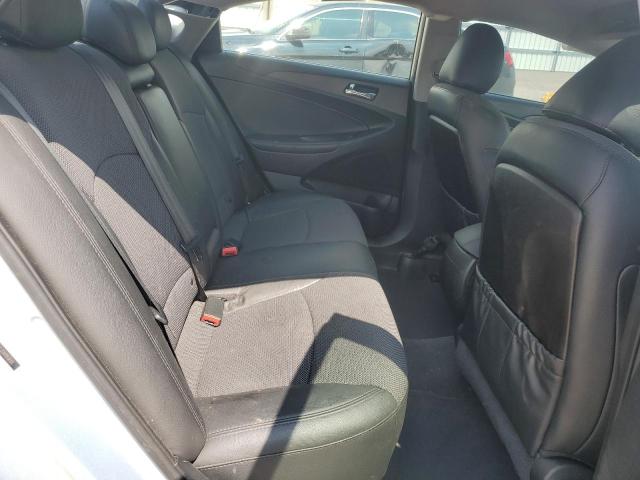 5NPEC4AC2DH668601 - 2013 HYUNDAI SONATA SE SILVER photo 10