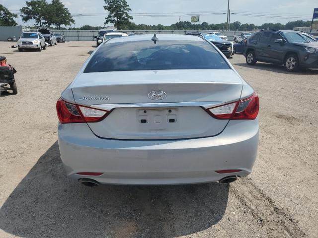 5NPEC4AC2DH668601 - 2013 HYUNDAI SONATA SE SILVER photo 6