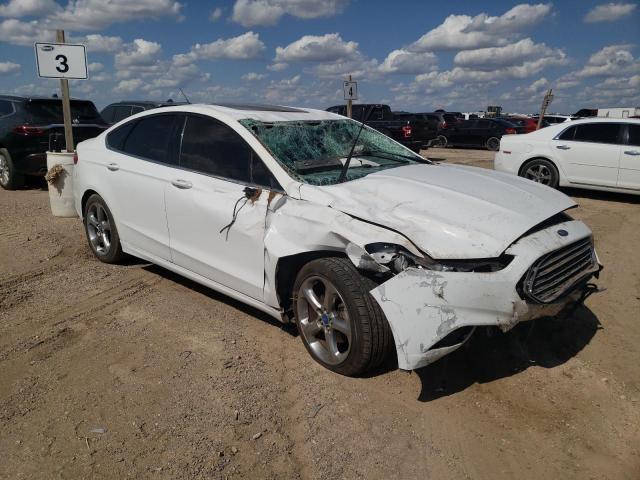 3FA6P0HR8DR232849 - 2013 FORD FUSION SE WHITE photo 4