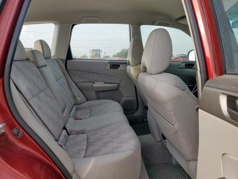 JF2SH6AC6AH700624 - 2010 SUBARU FORESTER 2.5X RED photo 11