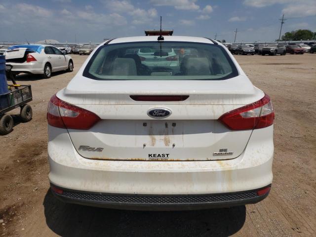 1FADP3F27DL151614 - 2013 FORD FOCUS SE WHITE photo 6