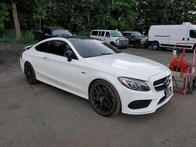 WDDWJ6EB3HF467609 - 2017 MERCEDES-BENZ C 43 4MATIC AMG WHITE photo 4