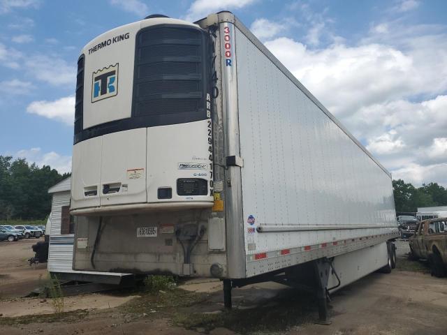 1UYVS2530GM431604 - 2016 UTILITY VS2RA WHITE photo 2