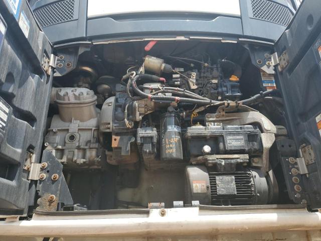 1UYVS2530GM431604 - 2016 UTILITY VS2RA WHITE photo 7