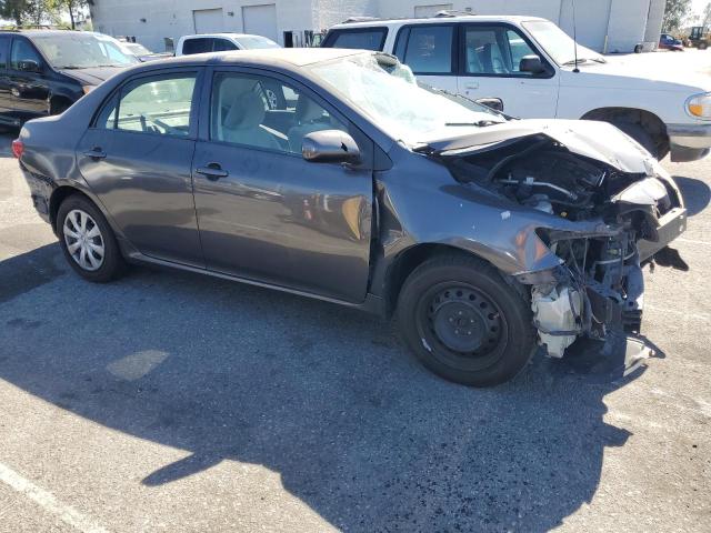 JTDBL40E799083485 - 2009 TOYOTA COROLLA BASE GRAY photo 4