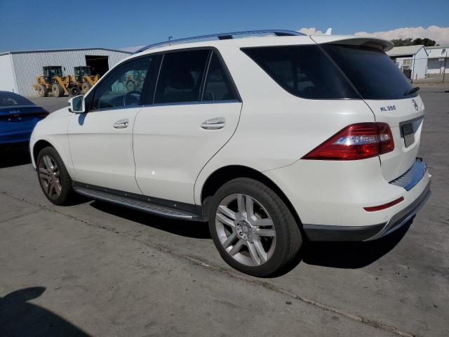 4JGDA5HB5EA370620 - 2014 MERCEDES-BENZ ML 350 4MATIC WHITE photo 2