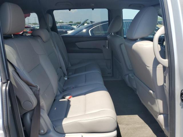 5FNRL5H63FB026509 - 2015 HONDA ODYSSEY EXL SILVER photo 11