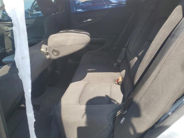 1G1ZB5ST3JF199431 - 2018 CHEVROLET MALIBU LS Beyaz fotoğraf 10