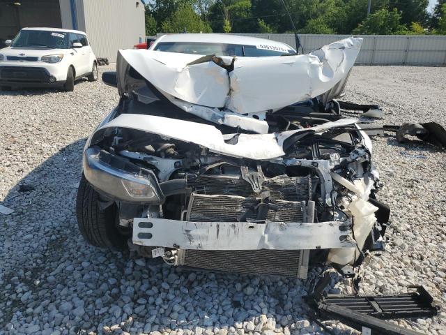 1G1ZB5ST3JF199431 - 2018 CHEVROLET MALIBU LS Beyaz fotoğraf 5