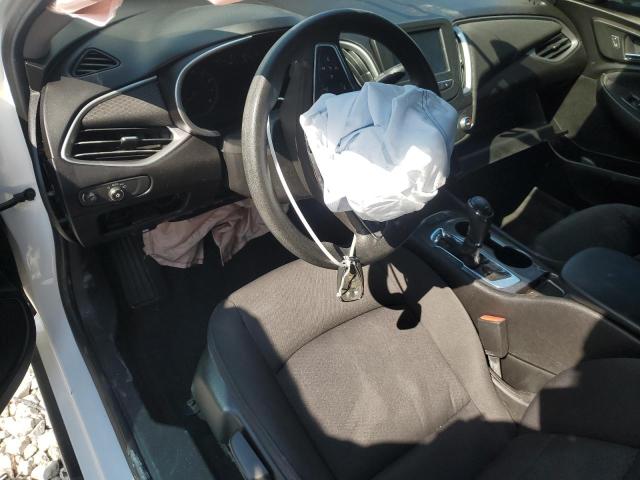 1G1ZB5ST3JF199431 - 2018 CHEVROLET MALIBU LS Beyaz fotoğraf 8