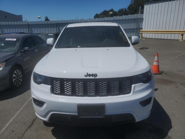 1C4RJFAG0HC929666 - 2017 JEEP GRAND CHER LAREDO WHITE photo 5