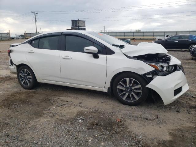 3N1CN8EV2LL835092 - 2020 NISSAN VERSA SV WHITE photo 4