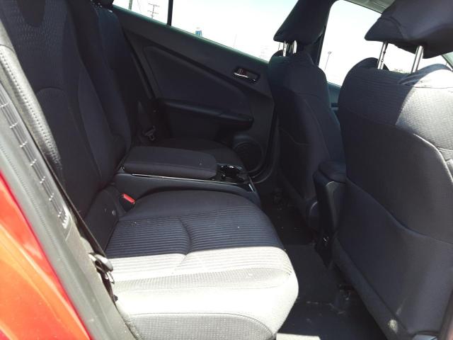 JTDKARFP9K3119696 - 2019 TOYOTA PRIUS PRIM 红色 照片 10