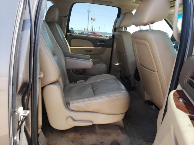 1GNSKJE79CR225216 - 2012 CHEVROLET SUBURBAN K1500 LT TAN photo 11